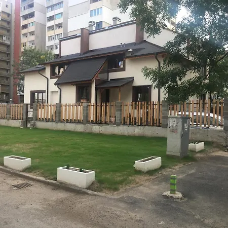 Penzion Family House - Free Parking 3*