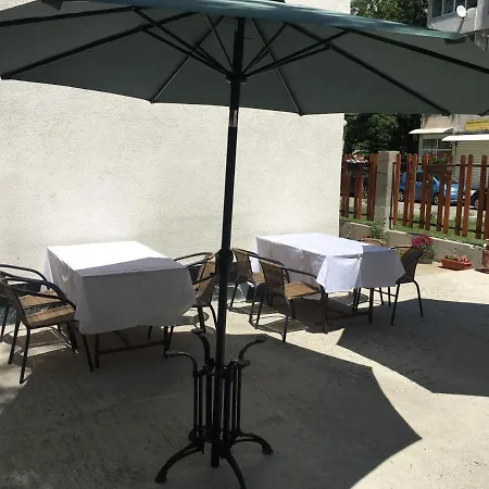 Penzion Family House - Free Parking