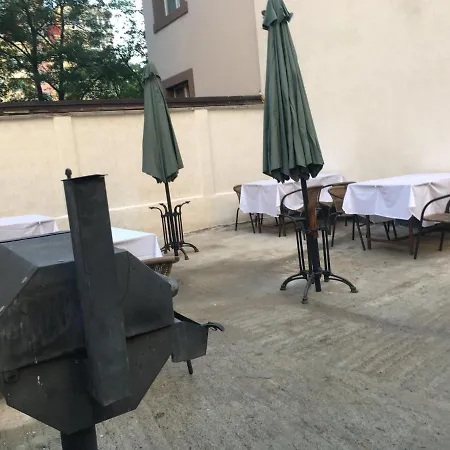 Penzion Family House - Free Parking